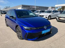 VW Golf Variant Sport TDI DSG in Lapiz Blue Metallic