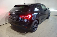 Thumbnail-Foto von Fahrzeug