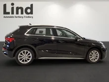 Audi A3 Sportback 30 TFSI intense in brillantschwarz