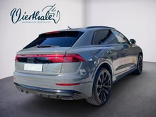Audi Q8 e-hybrid quattro 360 kW in Metallic nach Wahl