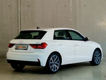 Thumbnail-Foto von Fahrzeug