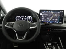 VW Golf Sport mHEV TSI DSG in Delfingrau Metallic Dach Schwarz