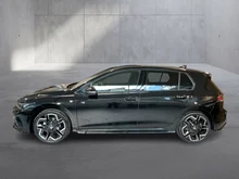 VW Golf Sport TSI in Grenadillschwarz Metallic