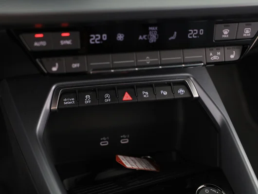 Bild eines Audi A3 Limousine 30 TFSI S line