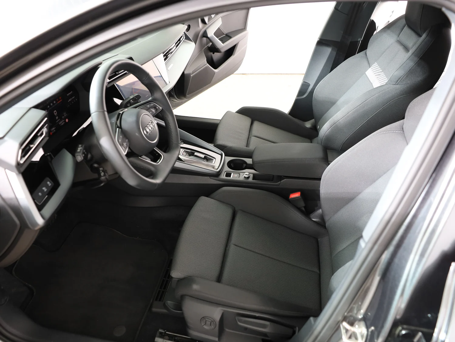 Bild eines Audi A3 Limousine 30 TFSI S line