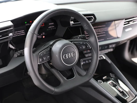 Bild eines Audi A3 Limousine 30 TFSI S line