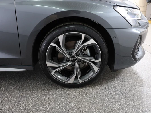 Bild eines Audi A3 Limousine 30 TFSI S line