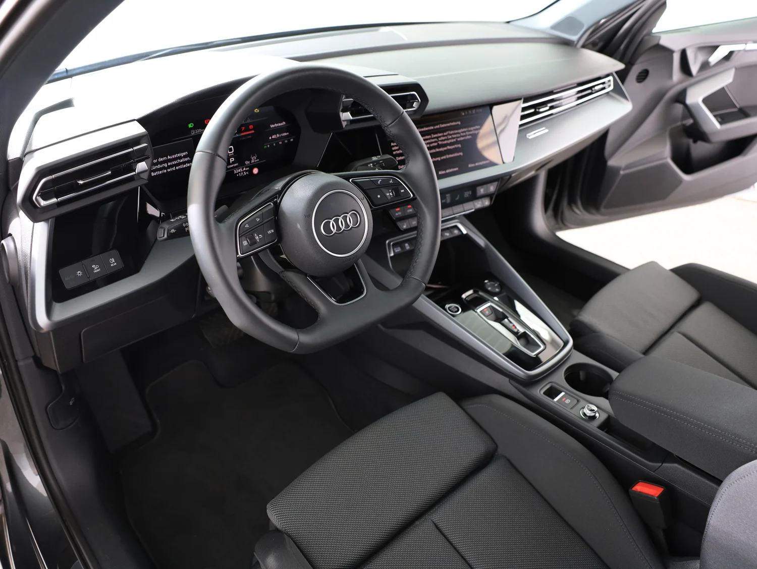 Bild eines Audi A3 Limousine 30 TFSI S line