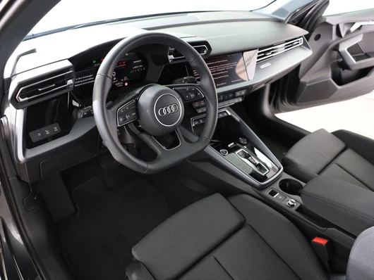 Bild eines Audi A3 Limousine 30 TFSI S line