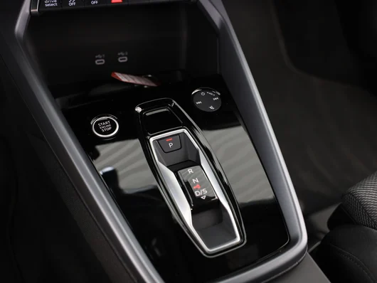 Bild eines Audi A3 Limousine 30 TFSI S line