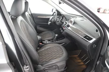 BMW X1 sDrive18d Aut. in mineralgrau