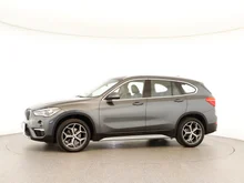 BMW X1 sDrive18d Aut. in mineralgrau