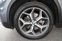 BMW X1 sDrive18d Aut. in mineralgrau