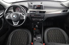 BMW X1 sDrive18d Aut. in mineralgrau