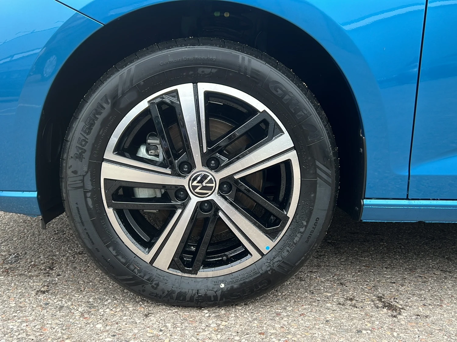 Bild eines Caddy Edition eHybrid 110 kW