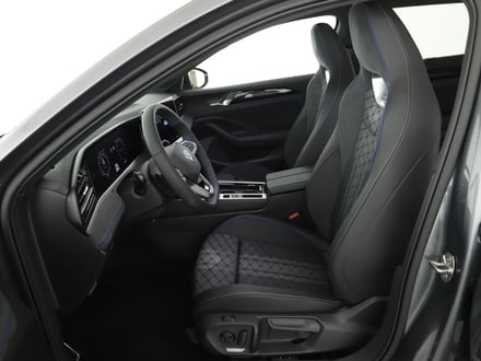 VW Passat Variant Sport eTSI DSG