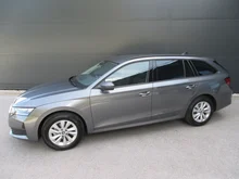 Škoda Octavia Combi Essence TSI in Graphit-Grau Metallic