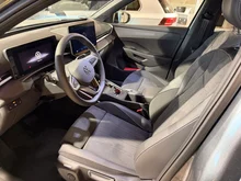 VW T-Roc Style eTSI DSG in Wolf Grey Dach Black Uni