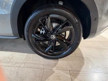 VW T-Roc Style eTSI DSG in Wolf Grey Dach Black Uni