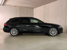 Audi A4 Avant 35 TFSI in MYTHOSSCHWARZ METALLIC
