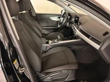 Audi A4 Avant 35 TFSI in MYTHOSSCHWARZ METALLIC