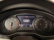 Audi A4 Avant 35 TFSI in MYTHOSSCHWARZ METALLIC