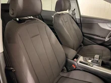 Audi A4 Avant 35 TFSI in MYTHOSSCHWARZ METALLIC