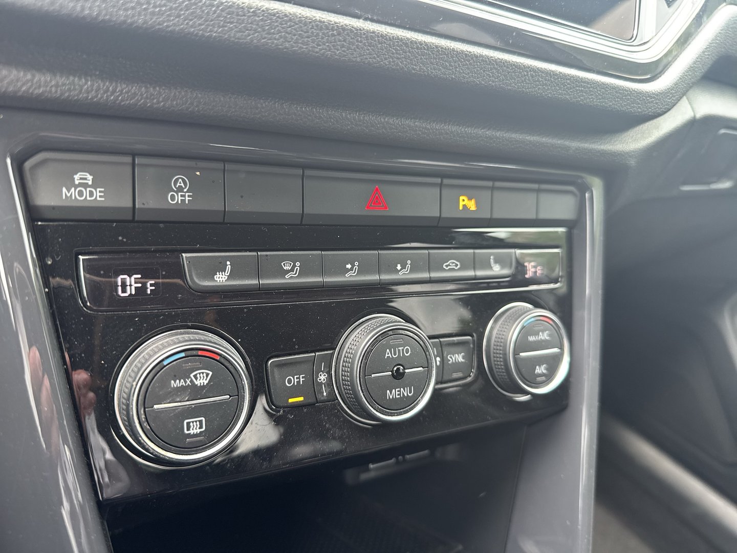 VW T-Roc Sport TSI ACT | Bild 12 von 18