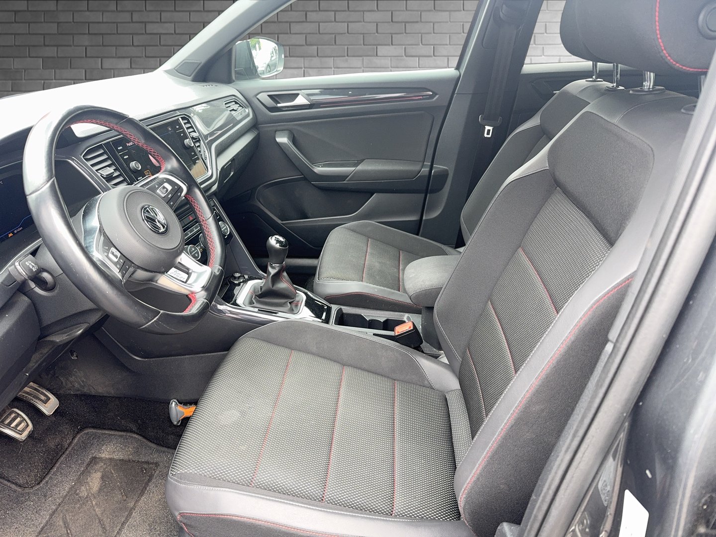 VW T-Roc Sport TSI ACT | Bild 7 von 18