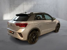 VW T-Roc R-Line TSI DSG in Pyritsilber Met. Dach Black Uni