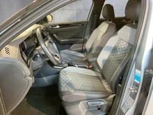 VW T-Roc R-Line TSI DSG in Pyritsilber Met. Dach Black Uni
