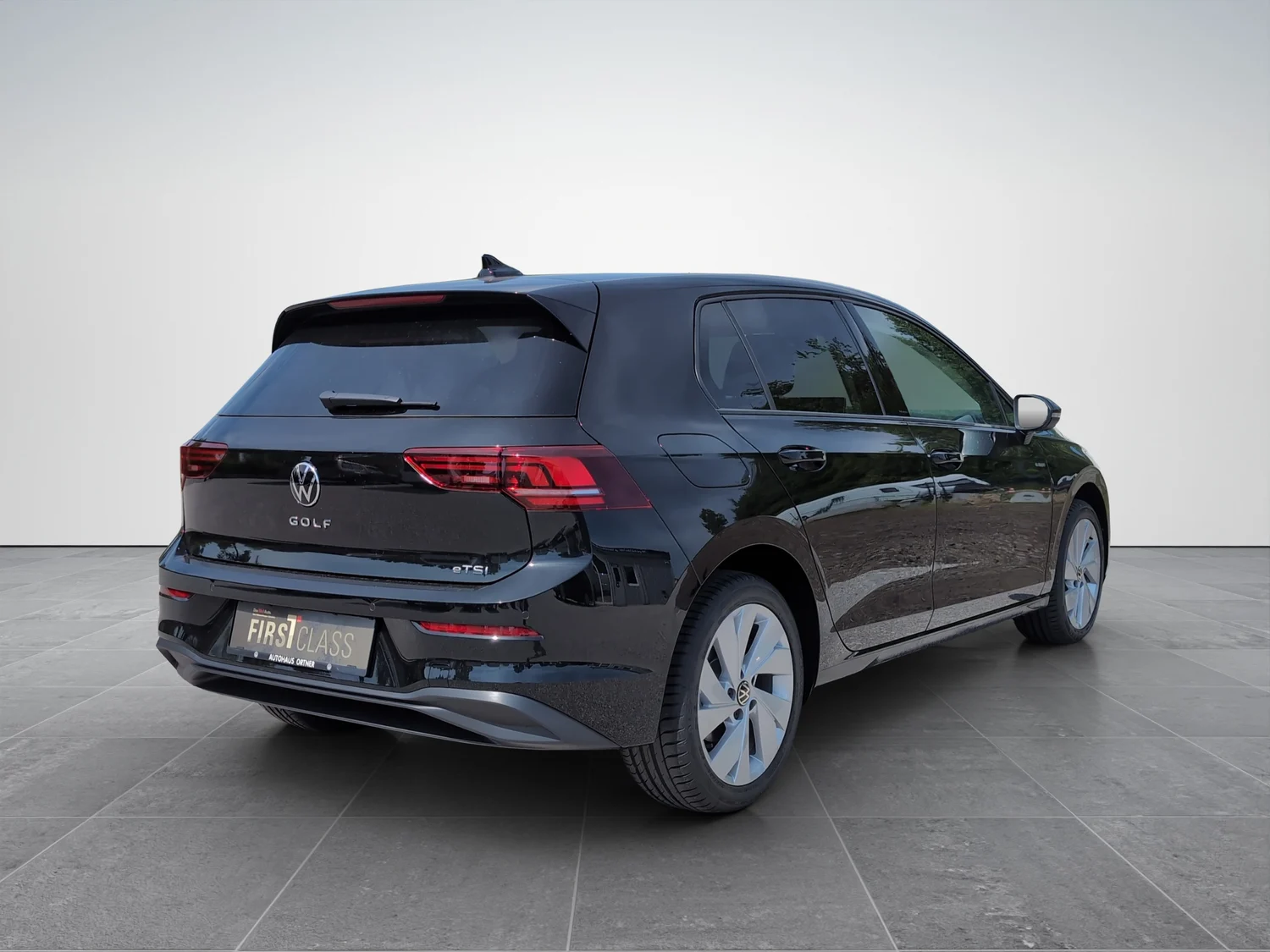 Bild eines Golf Rabbit mHEV DSG