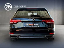 Audi A4 Avant sport in MYTHOSSCHWARZ METALLIC