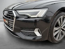Audi A6 Avant 40 TDI quattro Sport in 0E Mythosschwarz Metallic