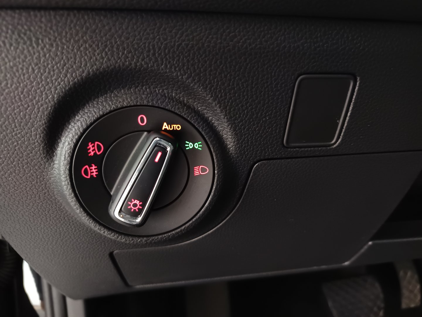 SEAT Arona FR EcoTSI DSG | Bild 12 von 33