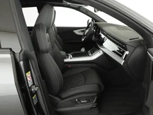 Audi Q8 e-hybrid quattro 360 kW in Daytonagrau Perleffekt
