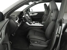 Audi Q8 e-hybrid quattro 360 kW in Daytonagrau Perleffekt