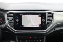 VW T-Roc Design TDI 4MOTION DSG in Flash Rot Dach Schwarz