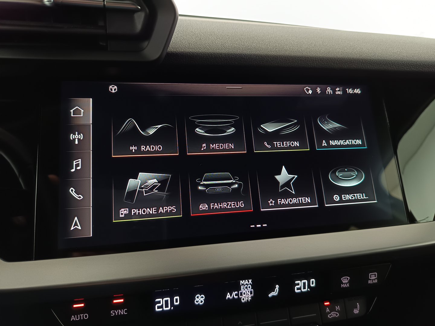 Audi A3 Sportback 40 TFSIe | Bild 21 von 37