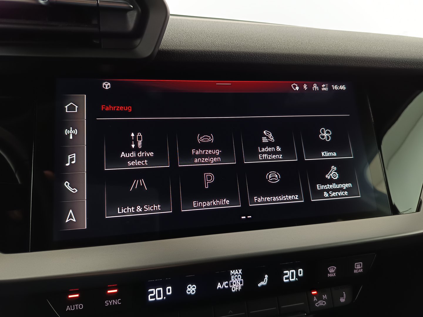 Audi A3 Sportback 40 TFSIe | Bild 26 von 37