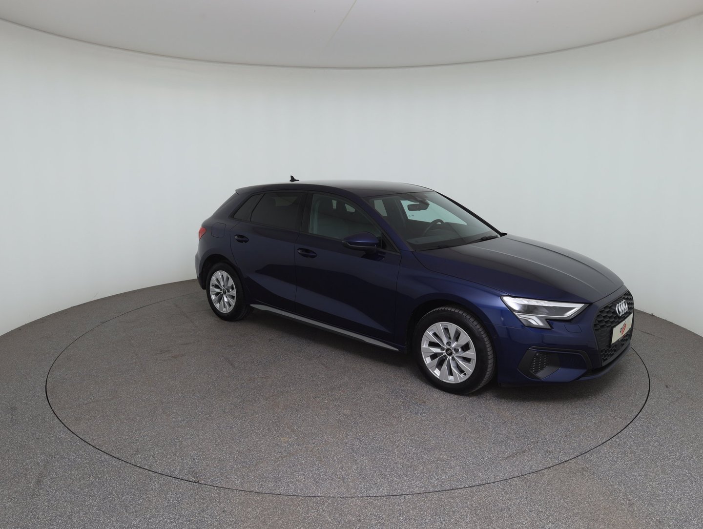 Audi A3 Sportback 40 TFSIe | Bild 3 von 37