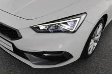 SEAT Leon FR 1.0 TSI in Candy-Weiß