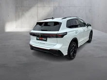 VW Tiguan Sport TSI 4MOTION DSG in Oryxweiß Perlmutteffekt