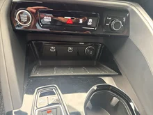 Audi Q5 SUV TDI quattro 150 kW in N7 Tamboragrau Metallic