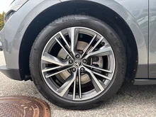 Škoda Enyaq 80 in Graphit-Grau Metallic