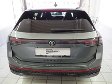 VW Passat Variant R-Line TDI 4MOTION DSG in 5X Diabasgrau Metallic