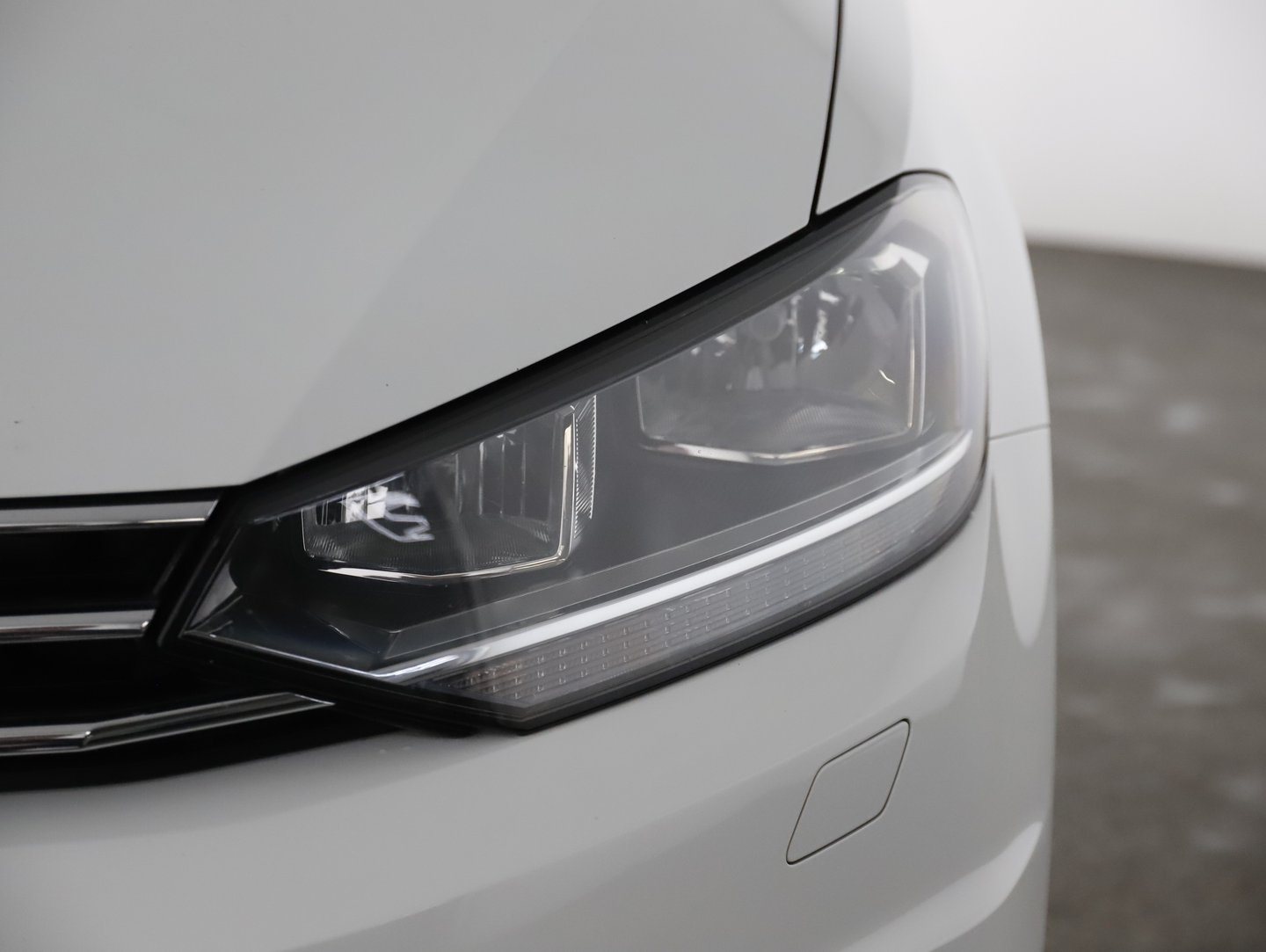 VW Touran Comfortline TDI SCR | Bild 3 von 22