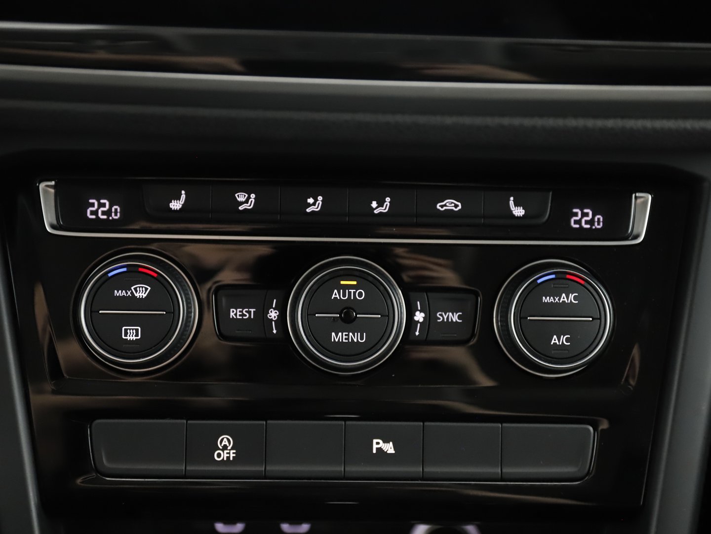 VW Touran Comfortline TDI SCR | Bild 13 von 22