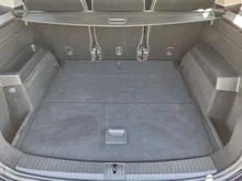 VW Touran Comfortline TDI DSG in Deep Black Perleffekt