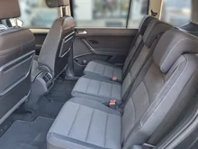 VW Touran Comfortline TDI DSG in Deep Black Perleffekt
